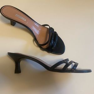 Vintage kitten heel leather sandals
